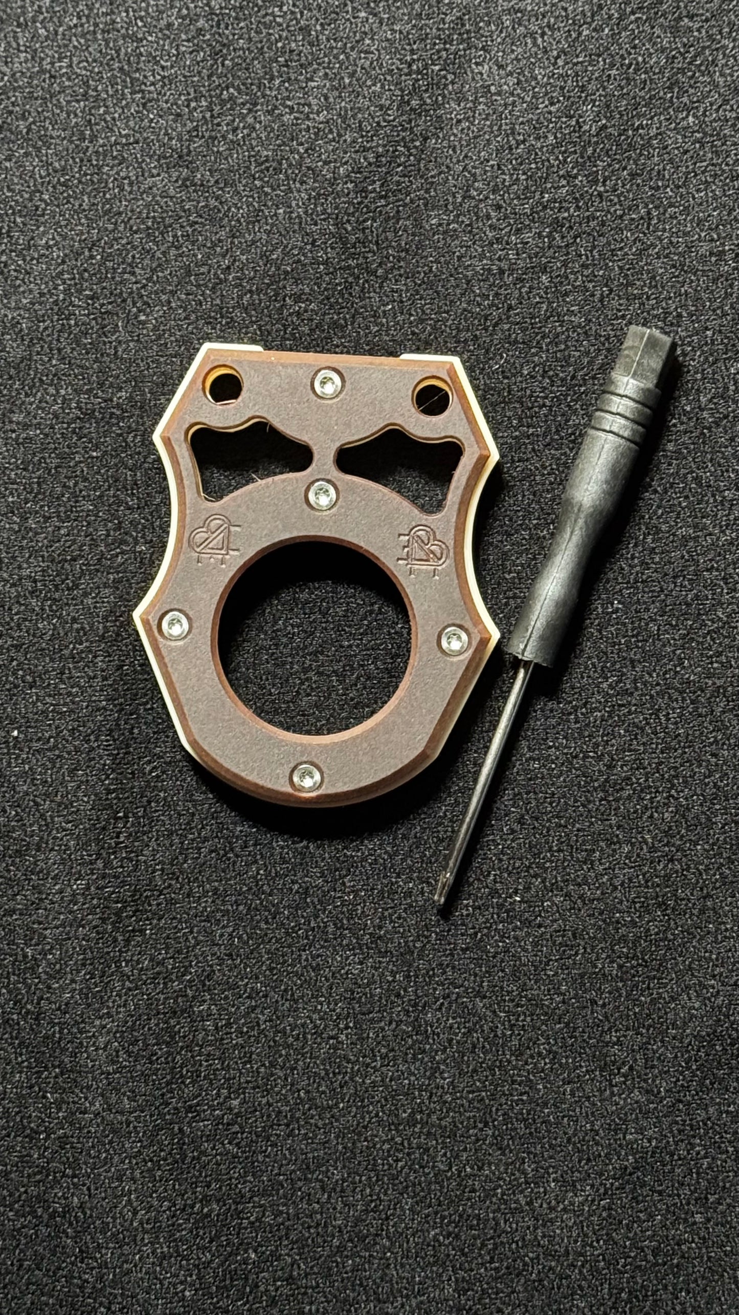 The Fidium braun/schwarz