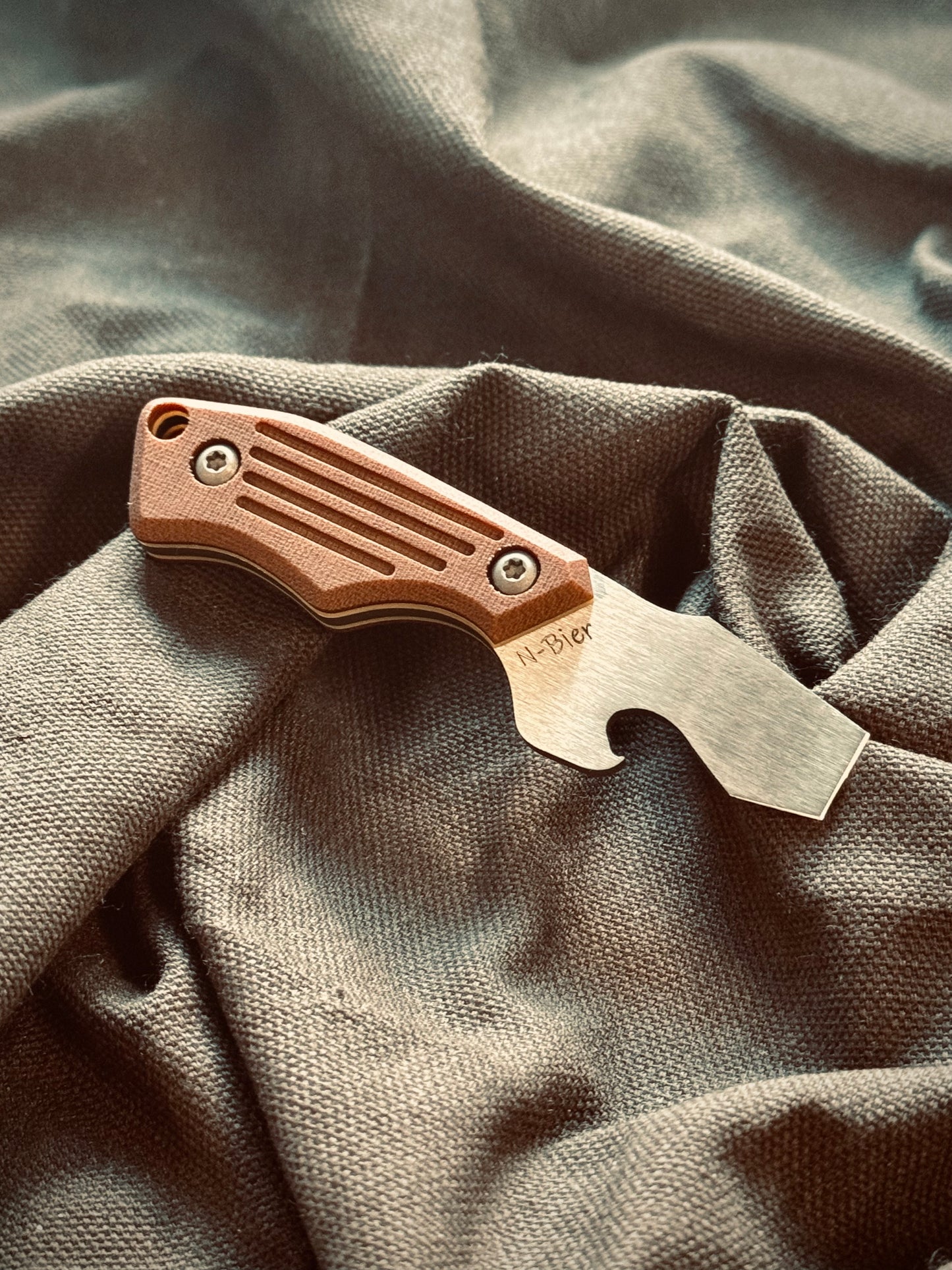 N-Bier Natural Micarta gelbe Liner