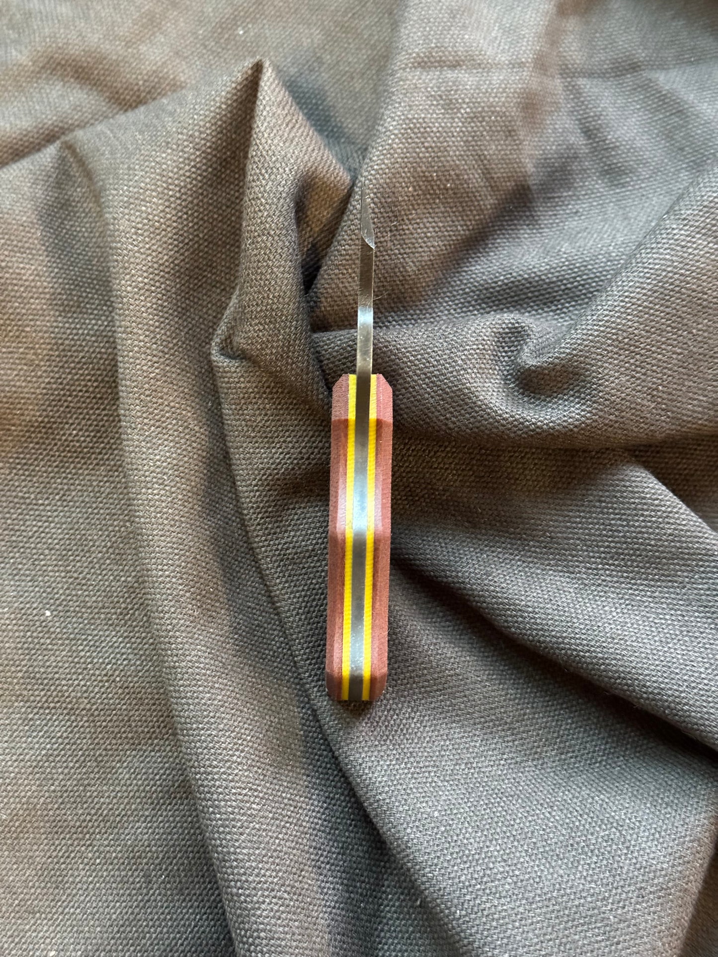 N-Bier braunes Papiermicarta gelbe Liner