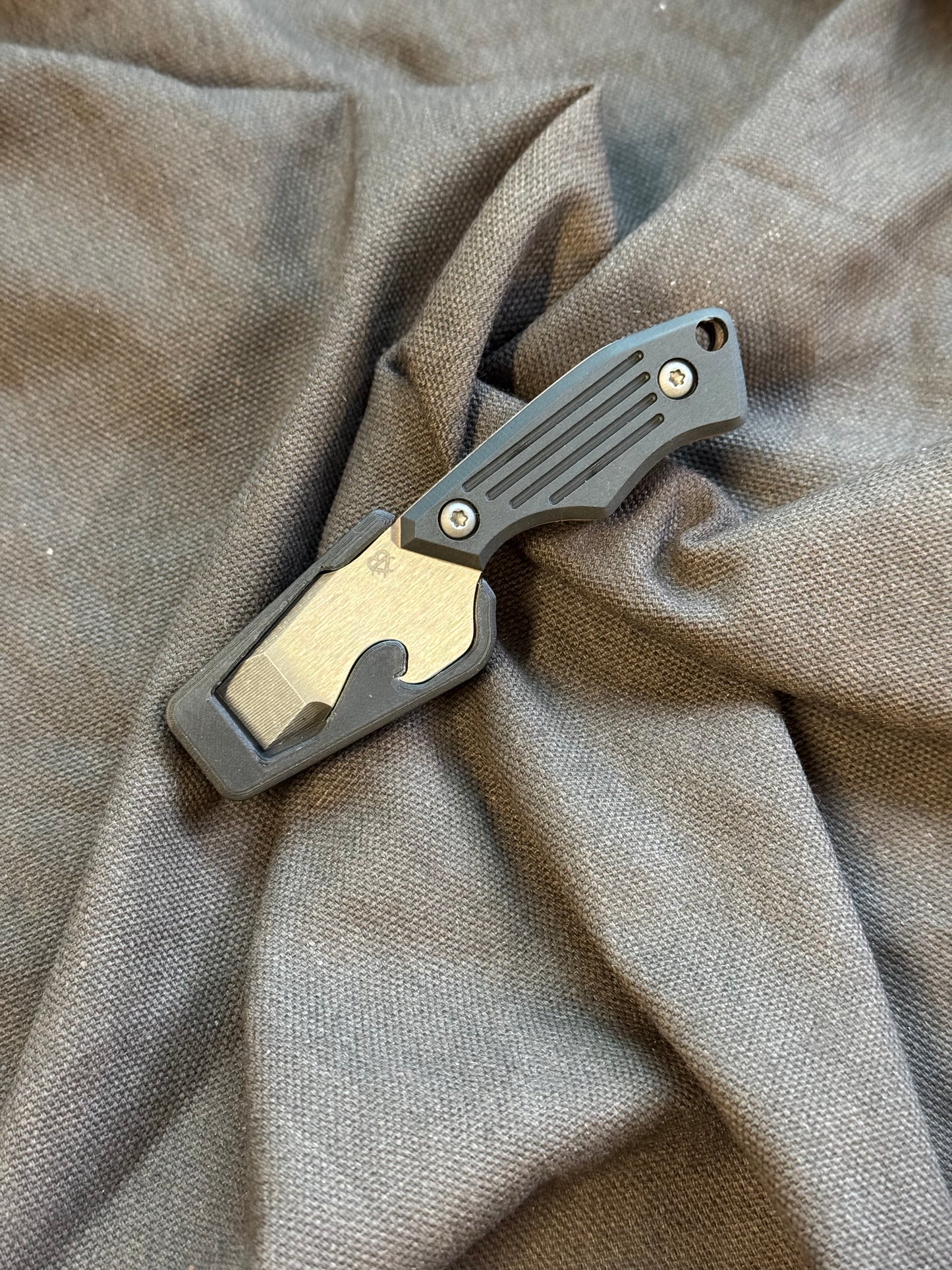 N-Bier schwarzes Papiermicarta orangene Liner