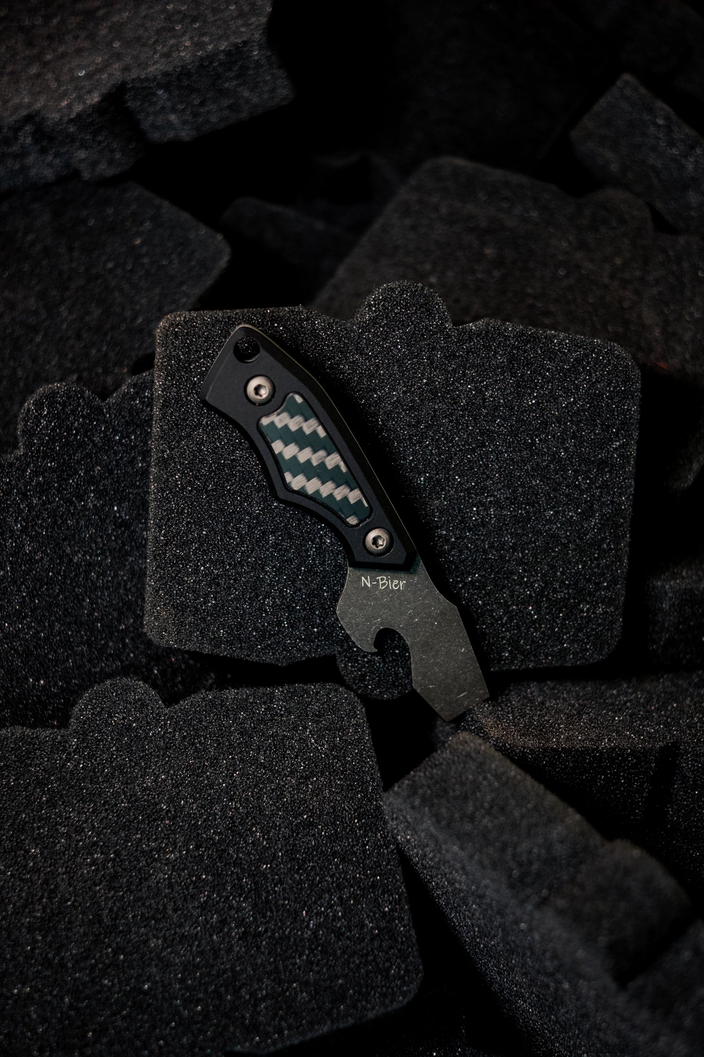 N-Bier schwarzes Papiermicarta weiße Liner Carbon Inlay