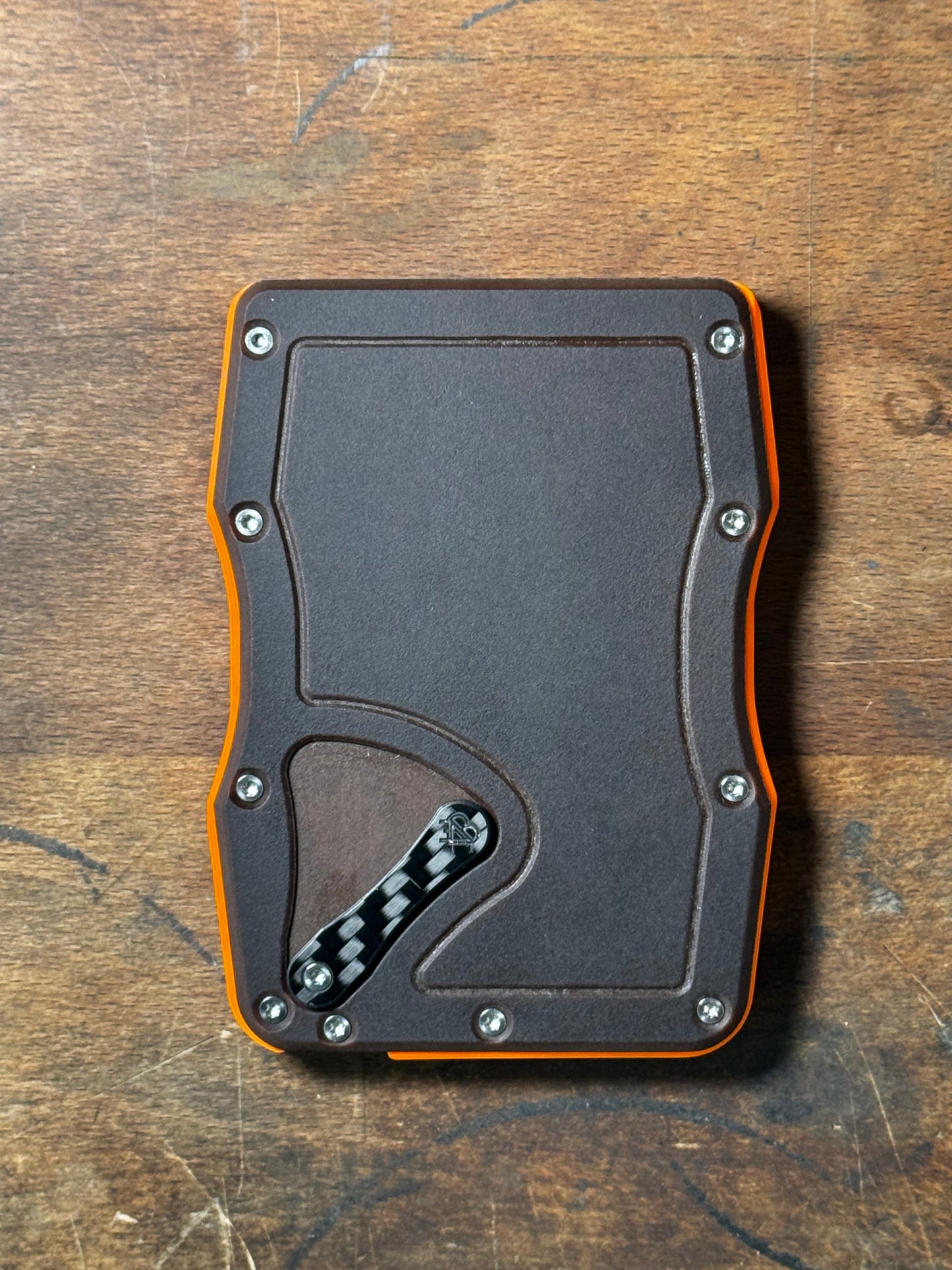 Sofort verfügbar: The Cardium Cardholder braunes Papiermicarta ohne Inlay